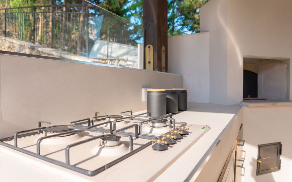 Villa Petra: Building Exterior, Outdoor