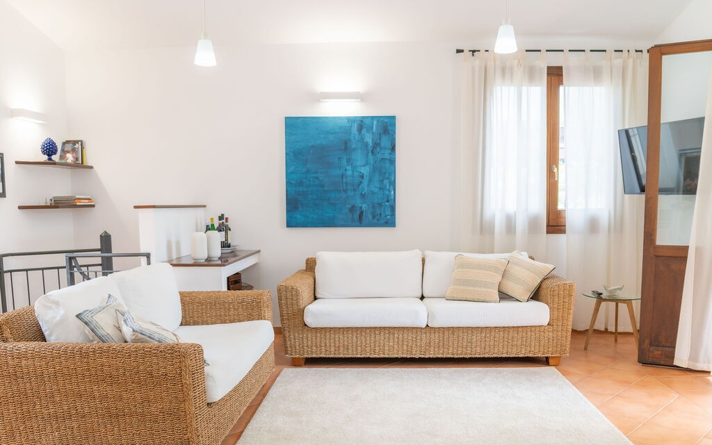 Villa Petra: Living Room