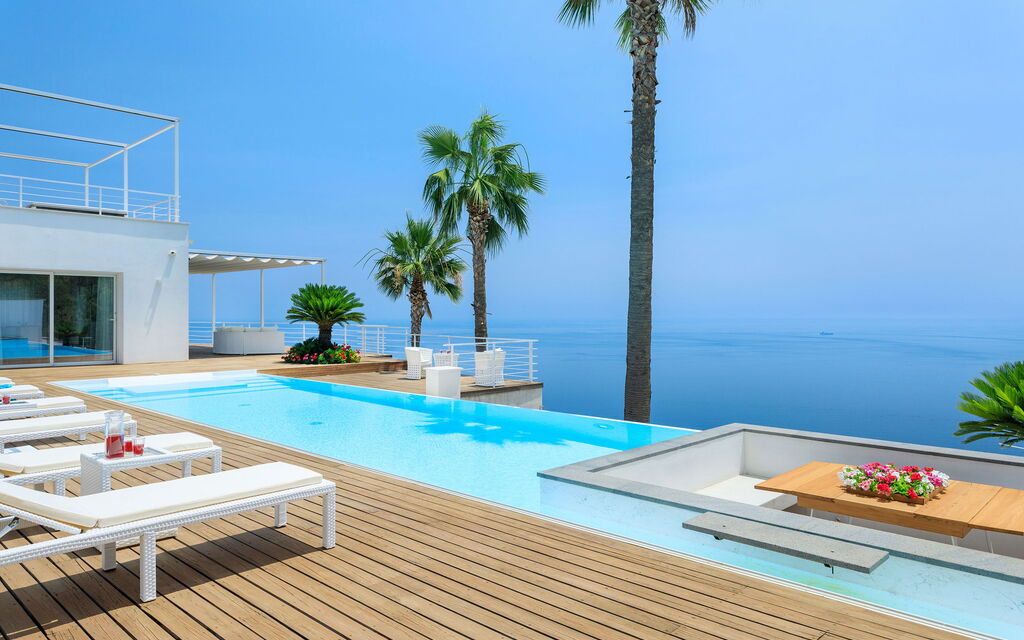 Villa Elysium: pool, Udendørs, Udvendige, Visninger