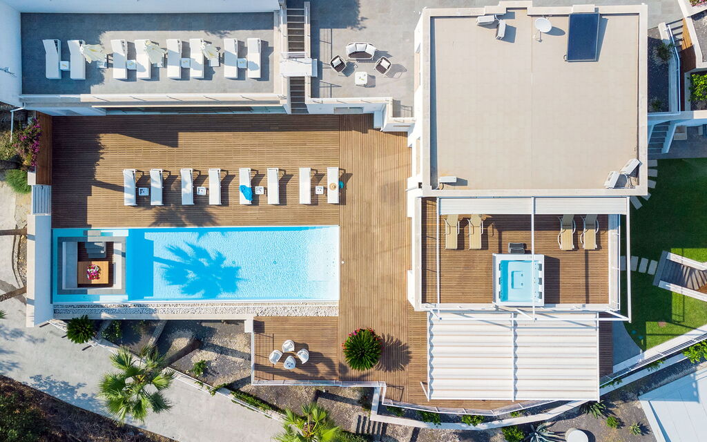 Villa Elysium: pool, Udendørs, Udvendige