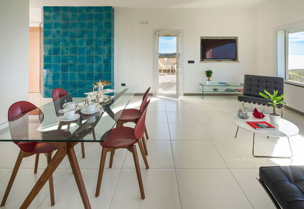Villa Giglio Di Mare: Esszimmer, Wohnzimmer