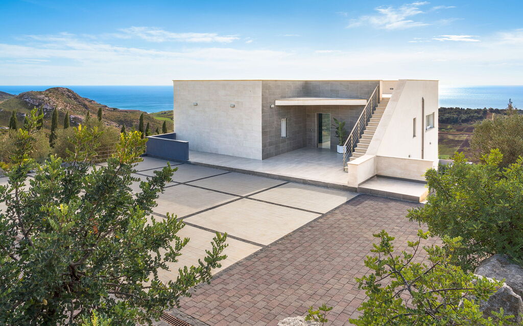 Villa Giglio Di Mare: Building Exterior, Outdoor