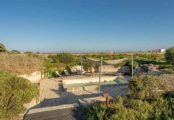 Villa Partenope: Ansichten, Außen, Draussen, Garten, Schwimmbad