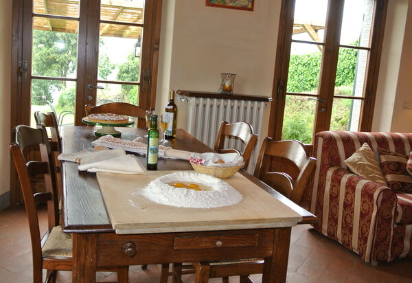 Casale Della Torre: Esszimmer, Wohnzimmer
