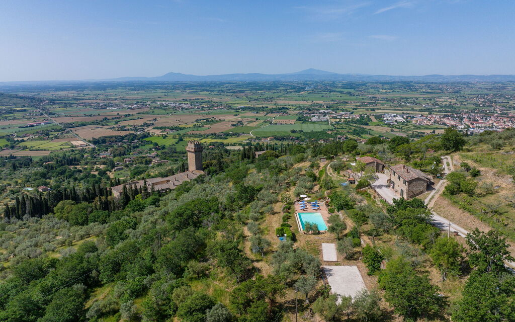 Casale Della Torre: slå samman, Utomhus, Visningar