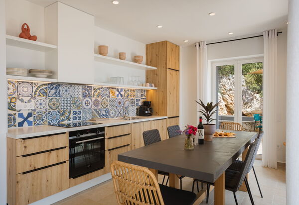 Villa Thea Mare Levantes