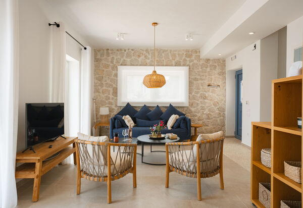 Villa Thea Mare Levantes