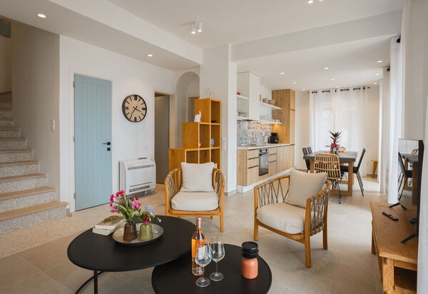 Villa Thea Mare Levantes