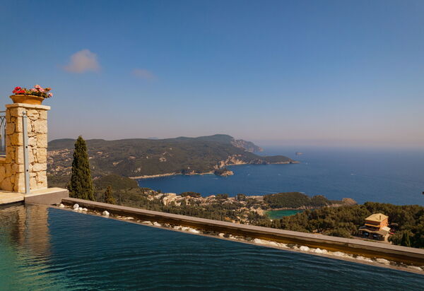 Villa Thea Mare Levantes