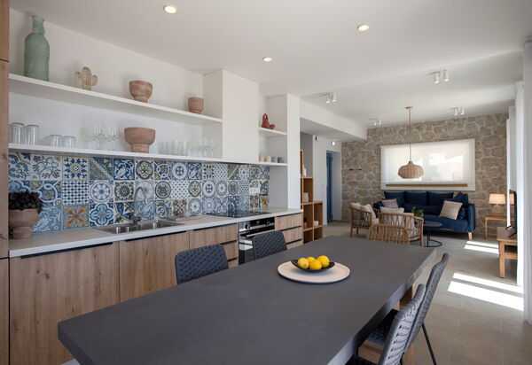 Villa Thea Mare Maistro: Dining Room, Kitchen