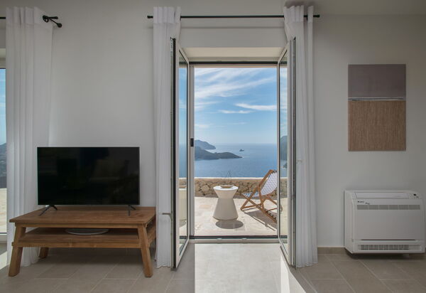 Villa Thea Mare Maistro: Balcony / Terrace / Patio, Bedroom
