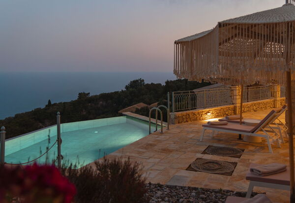 Villa Thea Mare Maistro