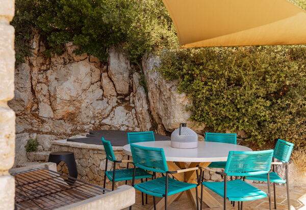 Villa Thea Mare Maistro