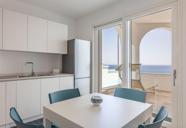 Marinaia Archi: Cuisine, Salle à manger