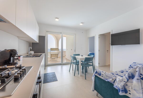 Marinaia Archi: Cuisine, Salle à manger