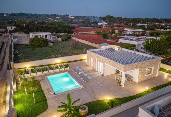 Villa Palibella: бассейн, Взгляды, Открытый, Сад, Экстерьеры