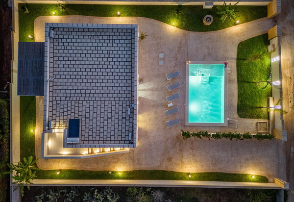 Villa Palibella: бассейн, Взгляды, Открытый, Сад, Экстерьеры