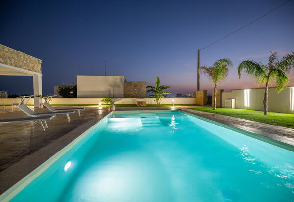 Villa Palibella: бассейн, Взгляды, Открытый, Экстерьеры