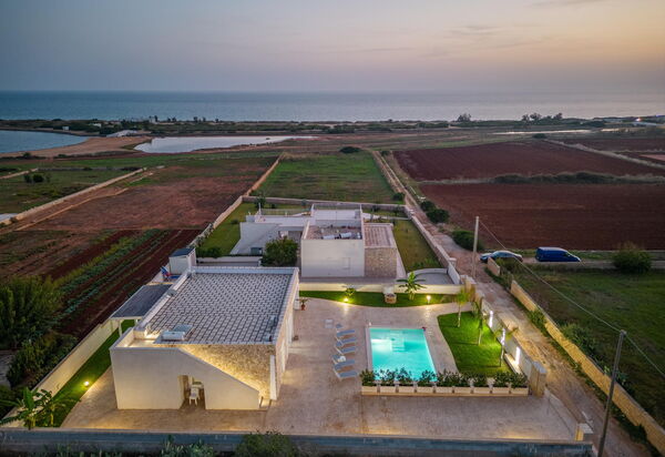 Villa Palibella: бассейн, Взгляды, Открытый, Экстерьеры