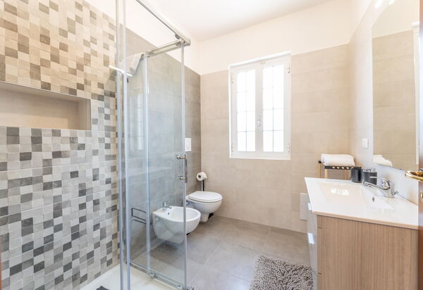 Villa Dolcevivere: Ванная комната