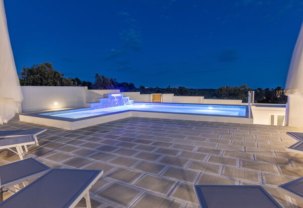 Villa Don Carmine: bassin, Extérieur, Extérieurs