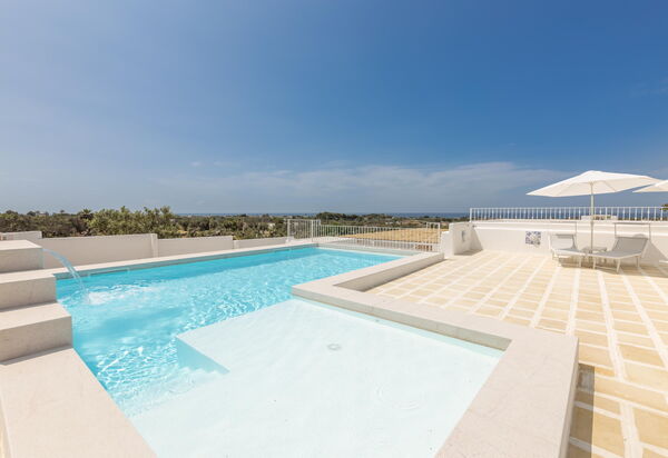 Villa Don Carmine: bassin, Extérieur, Extérieurs