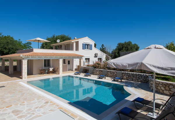 Villa Armonia: Außen, Draussen, Schwimmbad