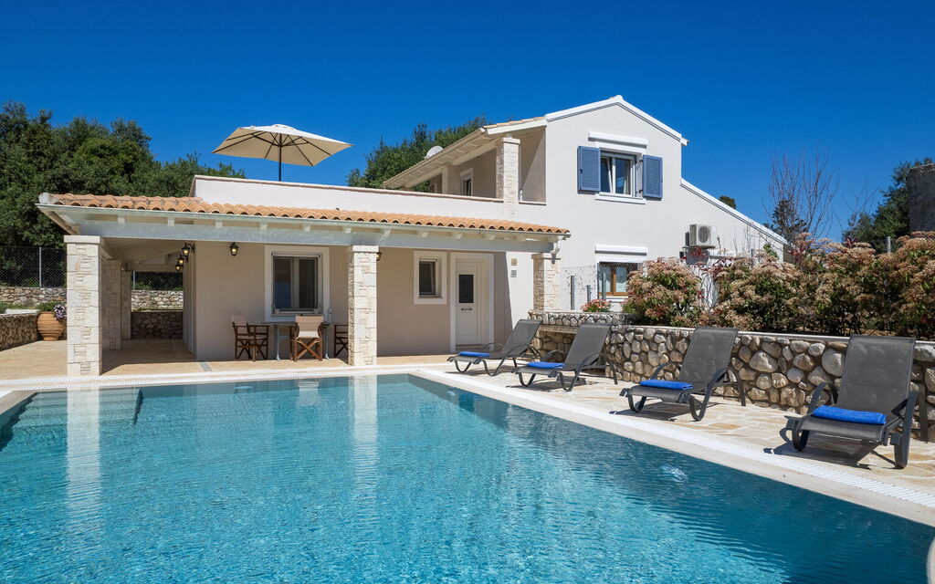 Villa Armonia: all'aperto, Esterni, Piscina