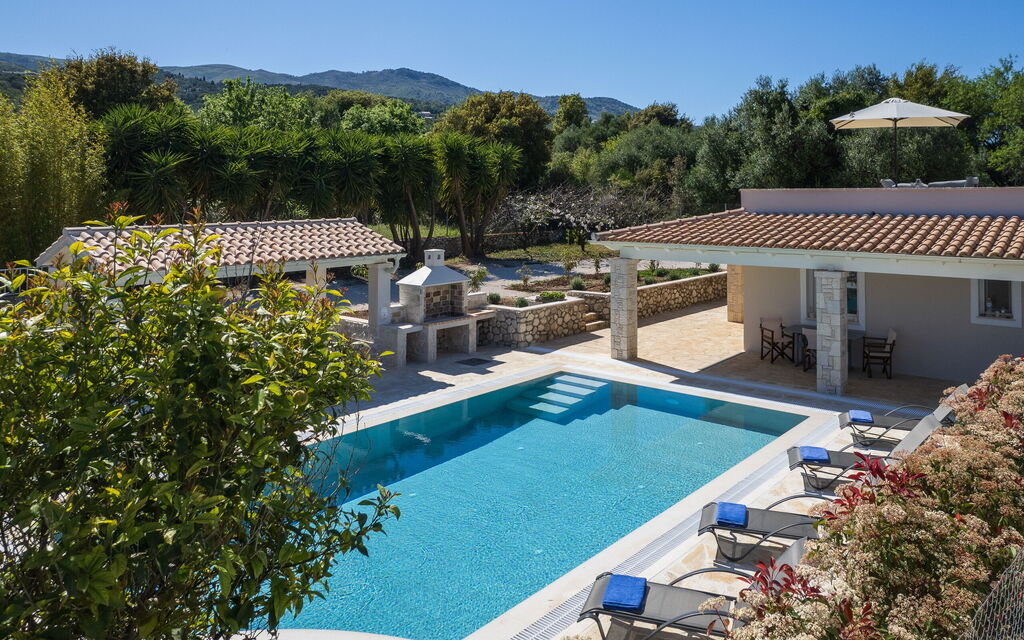 Villa Armonia: all'aperto, Esterni, Piscina