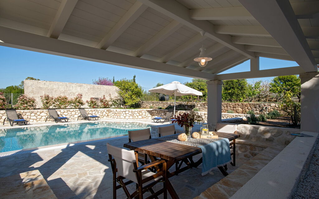 Villa Armonia: all'aperto, Balcone / Terrazza / Patio, Esterni, Piscina