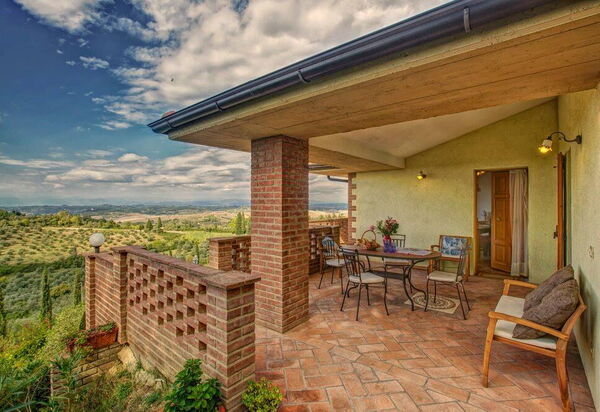 Leccino: Altan / terrasse / gårdhave, Udendørs, Udvendige, Visninger