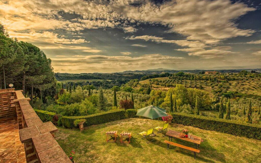 Leccino: Exteriör, Trädgård, Utomhus, Visningar