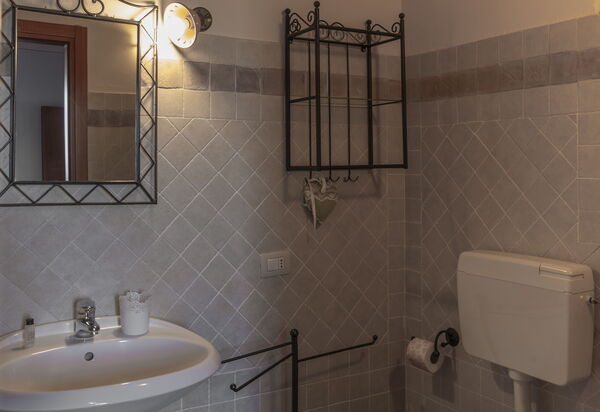 Le Fornaci: Ванная комната