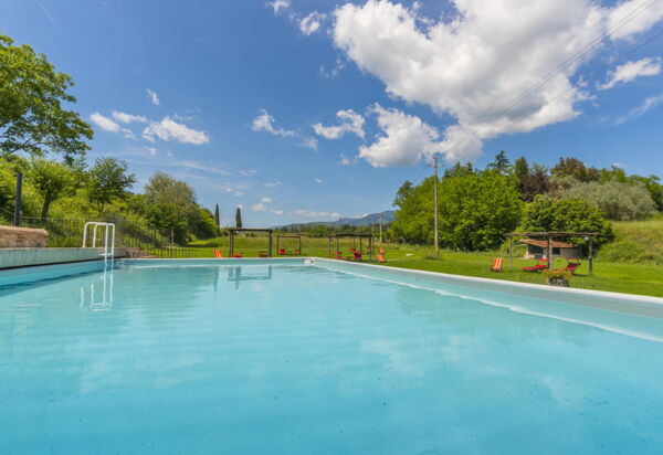 Le Fornaci: бассейн, Взгляды, Открытый, Сад, Экстерьеры