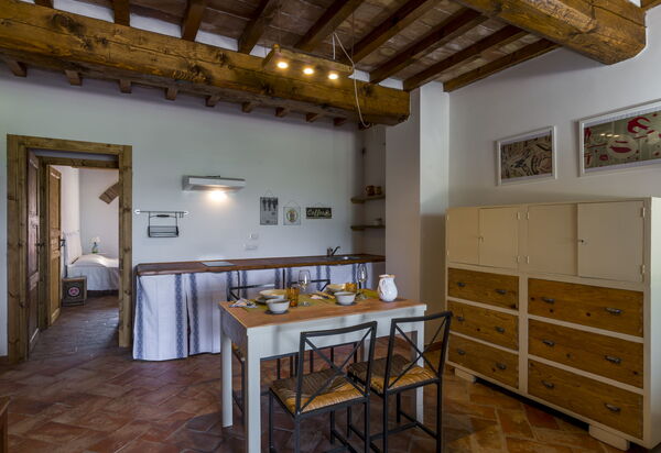 Le Fornaci: Кухня, Столовая