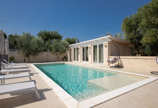 Terra Mater: бассейн, Открытый, Экстерьеры