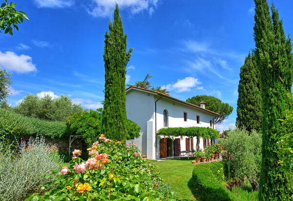 Villa Mami: Лето, Открытый, Сад, Экстерьеры