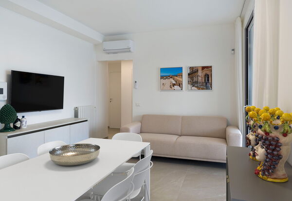 Villa Paradisus: Гостиная, Столовая