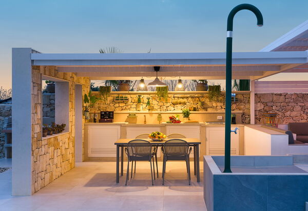 Villa Paradisus: Балкон / Терраса / Патио, Открытый, Экстерьеры