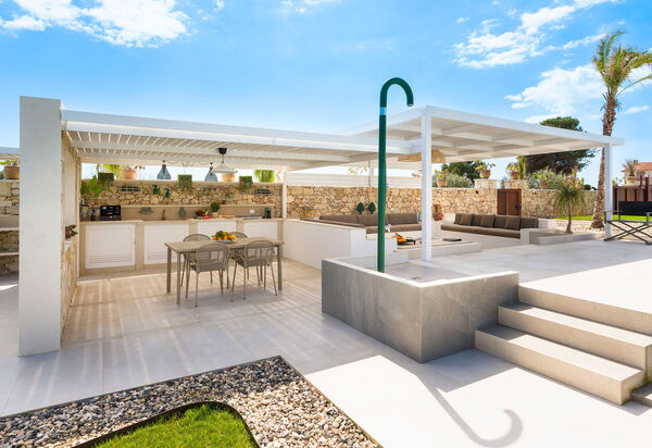 Villa Paradisus: Балкон / Терраса / Патио, Открытый, Экстерьеры