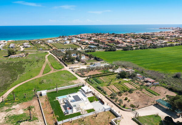 Villa Paradisus: Взгляды