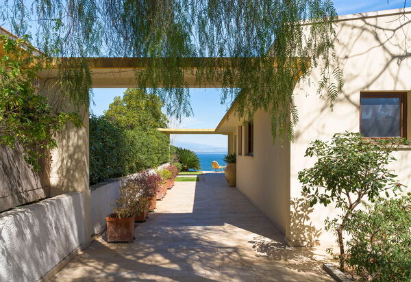 Villa Coralia: Взгляды, Открытый, Экстерьеры