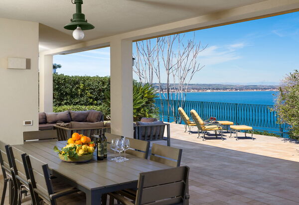 Villa Coralia: Взгляды, Открытый, Экстерьеры