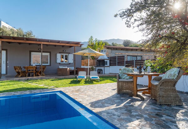 Villa Rose: pool, Udendørs, Udvendige