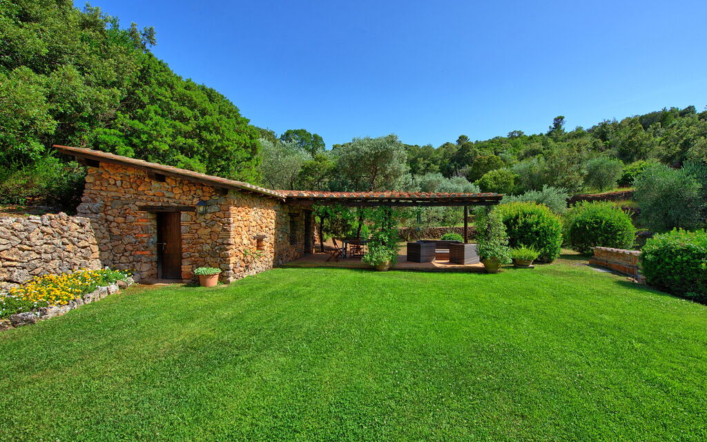 Casale Argentario: Balcony / Terrace / Patio, Garden, Outdoor