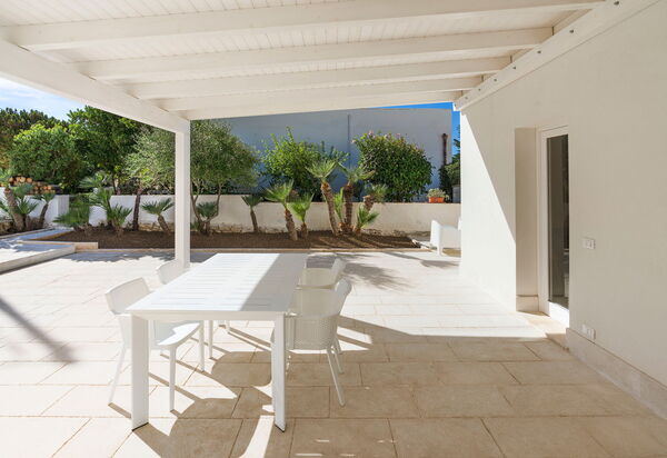 La Siesta: Balcony / Terrace / Patio, Building Exterior, Outdoor