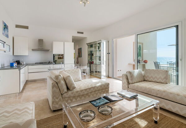 Mare Dentro: Гостиная, Кухня