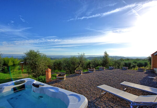Casa Andrea: Ansichten, Draussen, Whirlpool