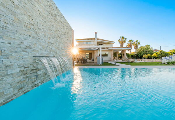 Villa Dilecta: бассейн, Открытый, Экстерьеры