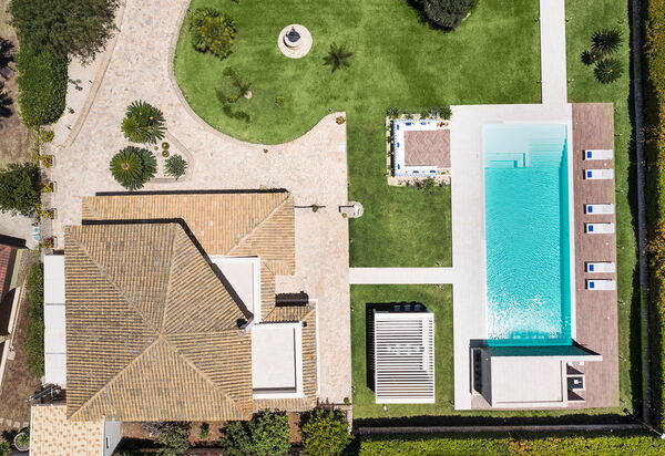 Villa Dilecta: бассейн, Взгляды